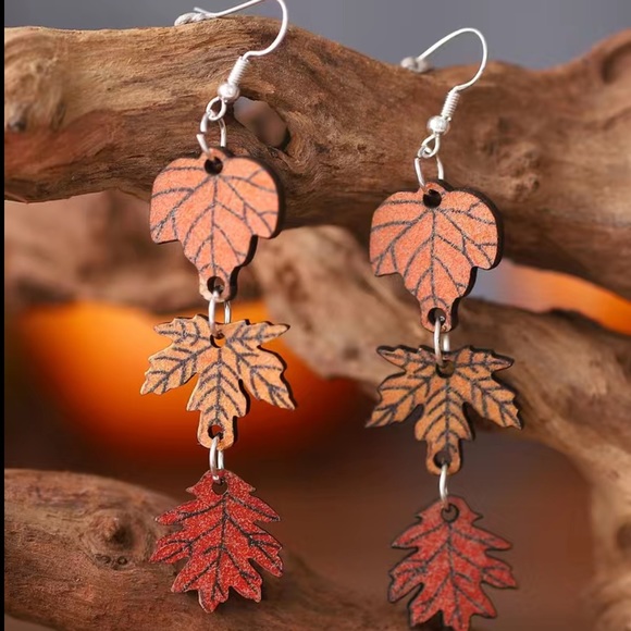 Autumn Leaf Dangle Earrings - Picture 4 of 6